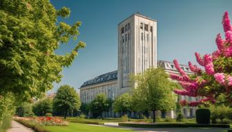 EZB lässt Leitzinsen unverändert - Sommerpause mit Unsicherheiten